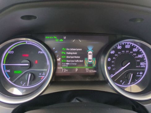 Used 2018 Toyota Camry XLE w/ Audio Package FWD image 32