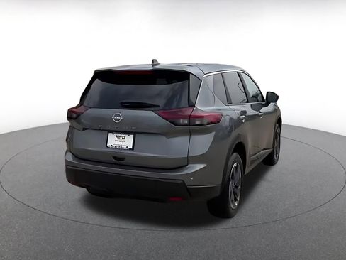 Used 2025 Nissan Rogue SV image 14