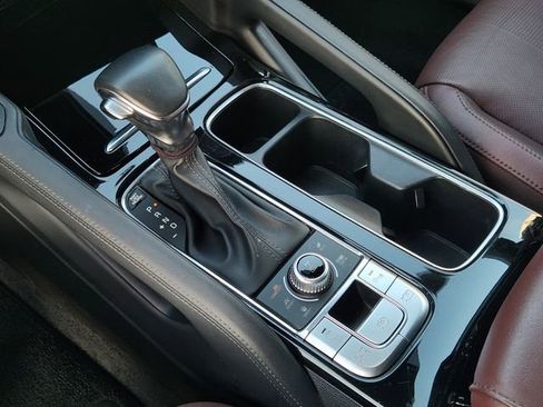 Used 2023 Kia Telluride SX image 16