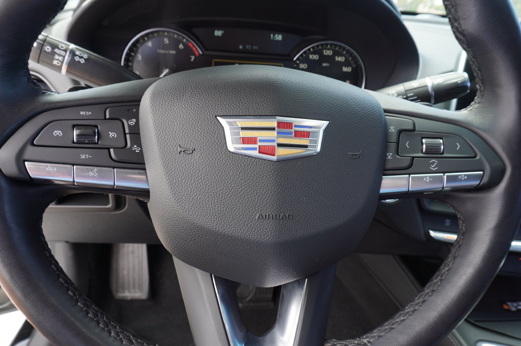 Used 2026 Cadillac CT4 Premium Luxury RWD image 17