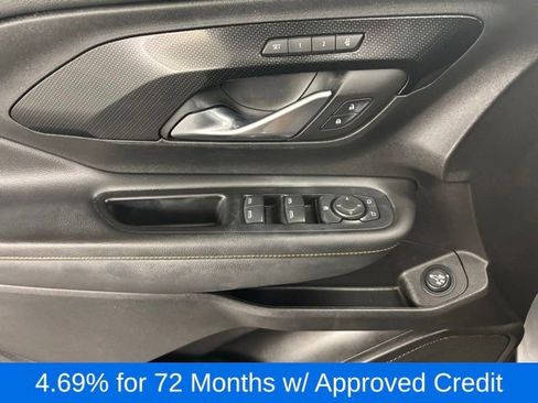 Used 2023 GMC Terrain AT4 w/ LPO, Floor Liner Package AWD/4WD image 19