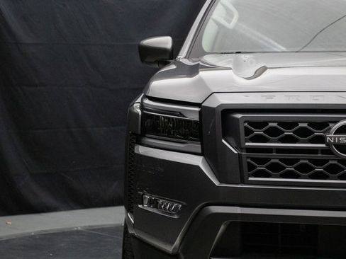 Used 2024 Nissan Frontier SL w/ Technology Package image 5