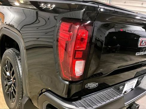 Used 2022 GMC Sierra 1500 Pro w/ Convenience Package image 8