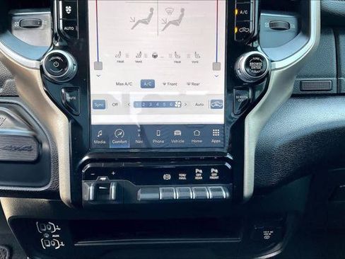Certified 2024 RAM 2500 Laramie AWD/4WD image 29
