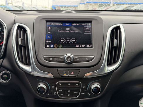 Certified 2024 Chevrolet Equinox LT FWD image 18
