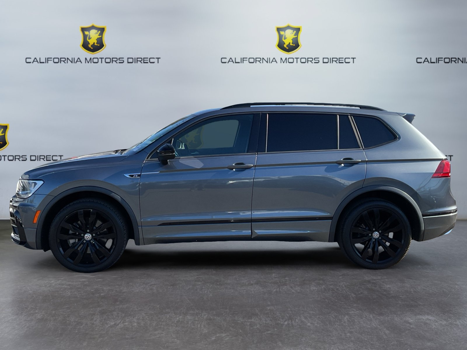 Used 2021 Volkswagen Tiguan S FWD image 8