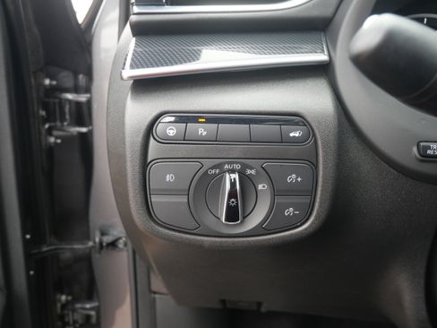 Used 2023 INFINITI QX50 Sport image 11