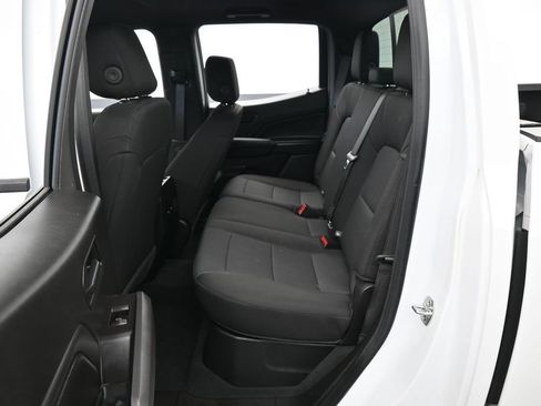 Used 2025 Chevrolet Colorado Trail Boss AWD/4WD image 28