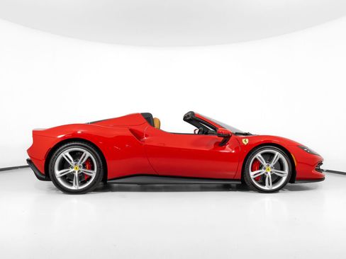 Used 2025 Ferrari 296 GTS RWD image 10