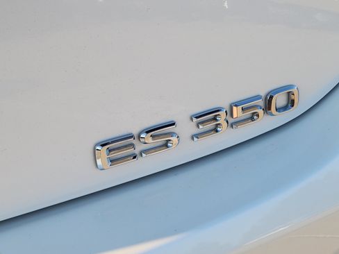 Certified 2025 Lexus ES 350 w/ Premium Package FWD image 42