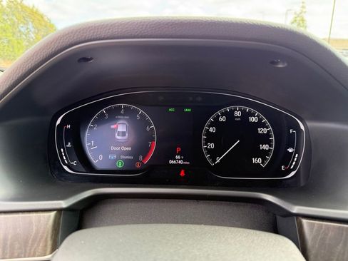Used 2018 Honda Accord Touring image 15