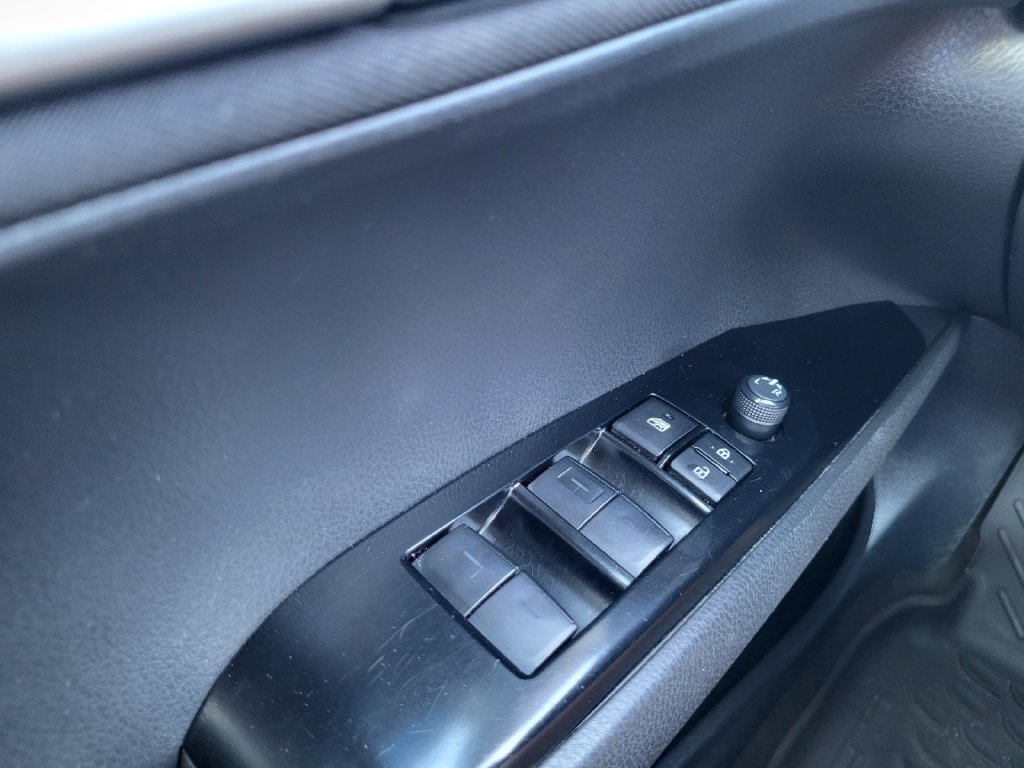 Used 2025 Toyota Camry LE FWD image 18