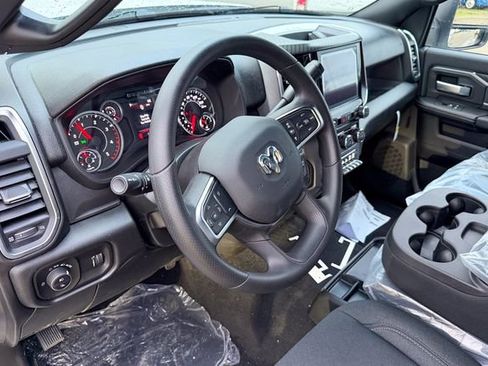 New 2026 RAM 2500 Big Horn AWD/4WD image 14