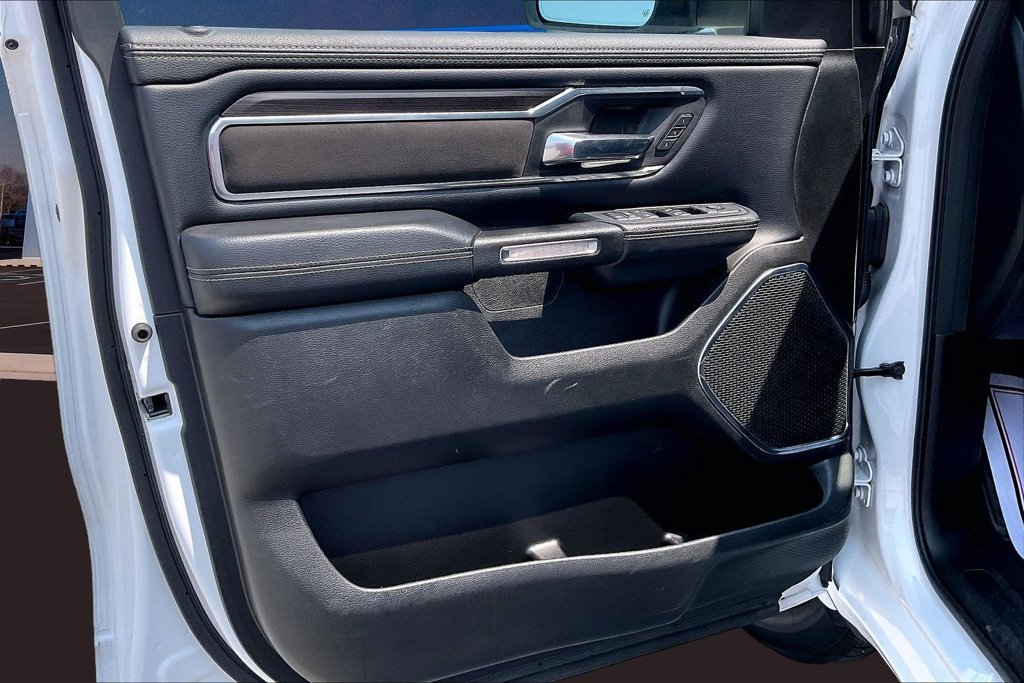 Used 2025 RAM 1500 Laramie AWD/4WD image 24