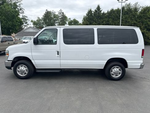 Used 2012 Ford E-350 and Econoline 350 XLT RWD image 6