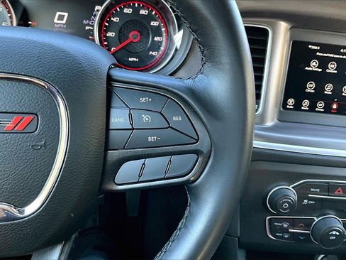 Certified 2022 Dodge Charger SXT image 27
