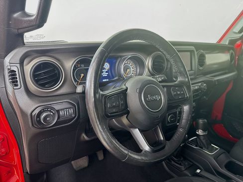 Used 2018 Jeep Wrangler Unlimited Sport S AWD/4WD image 10