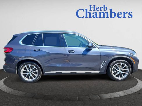 Used 2019 BMW X5 xDrive40i w/ Premium Package 2 image 10