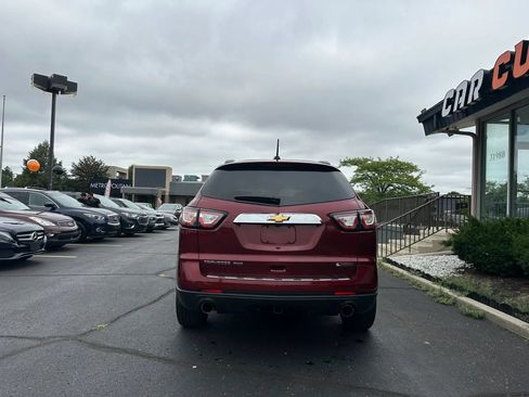Used 2017 Chevrolet Traverse Premier AWD/4WD image 5