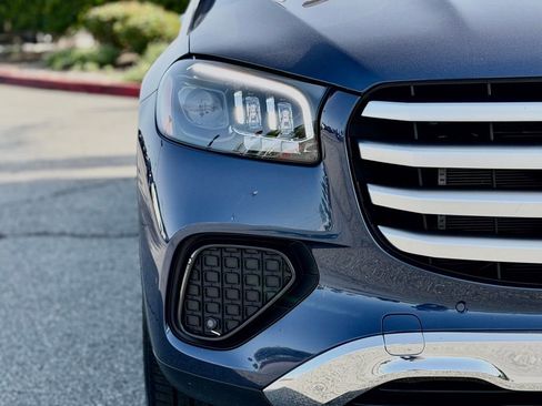 Used 2026 Mercedes-Benz GLS 450 4MATIC image 7