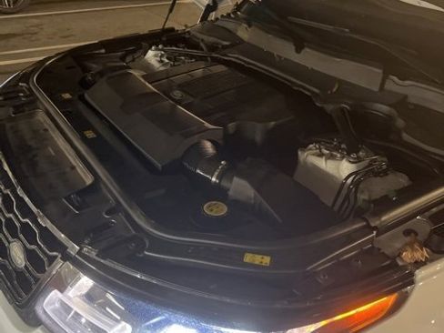 Used 2018 Land Rover Range Rover Sport HSE Dynamic image 20