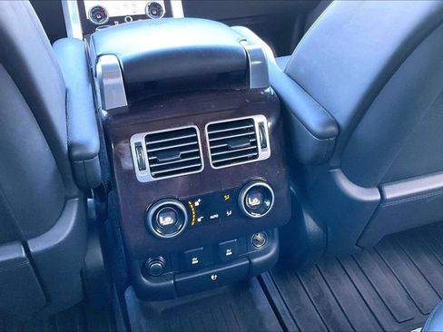 Used 2019 Land Rover Range Rover Supercharged AWD/4WD image 37