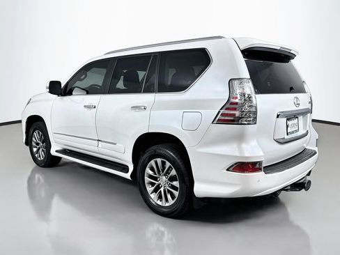 Used 2016 Lexus GX 460 Luxury w/ Preferred Accessory Package AWD/4WD image 8