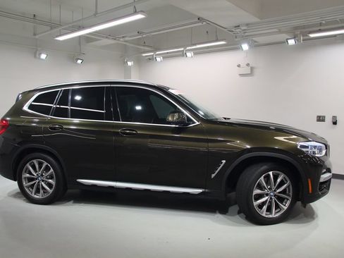 Used 2019 BMW X3 xDrive30i AWD/4WD image 11