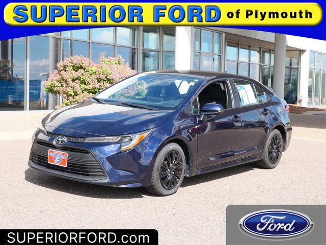 Used 2025 Toyota Corolla LE FWD image 1