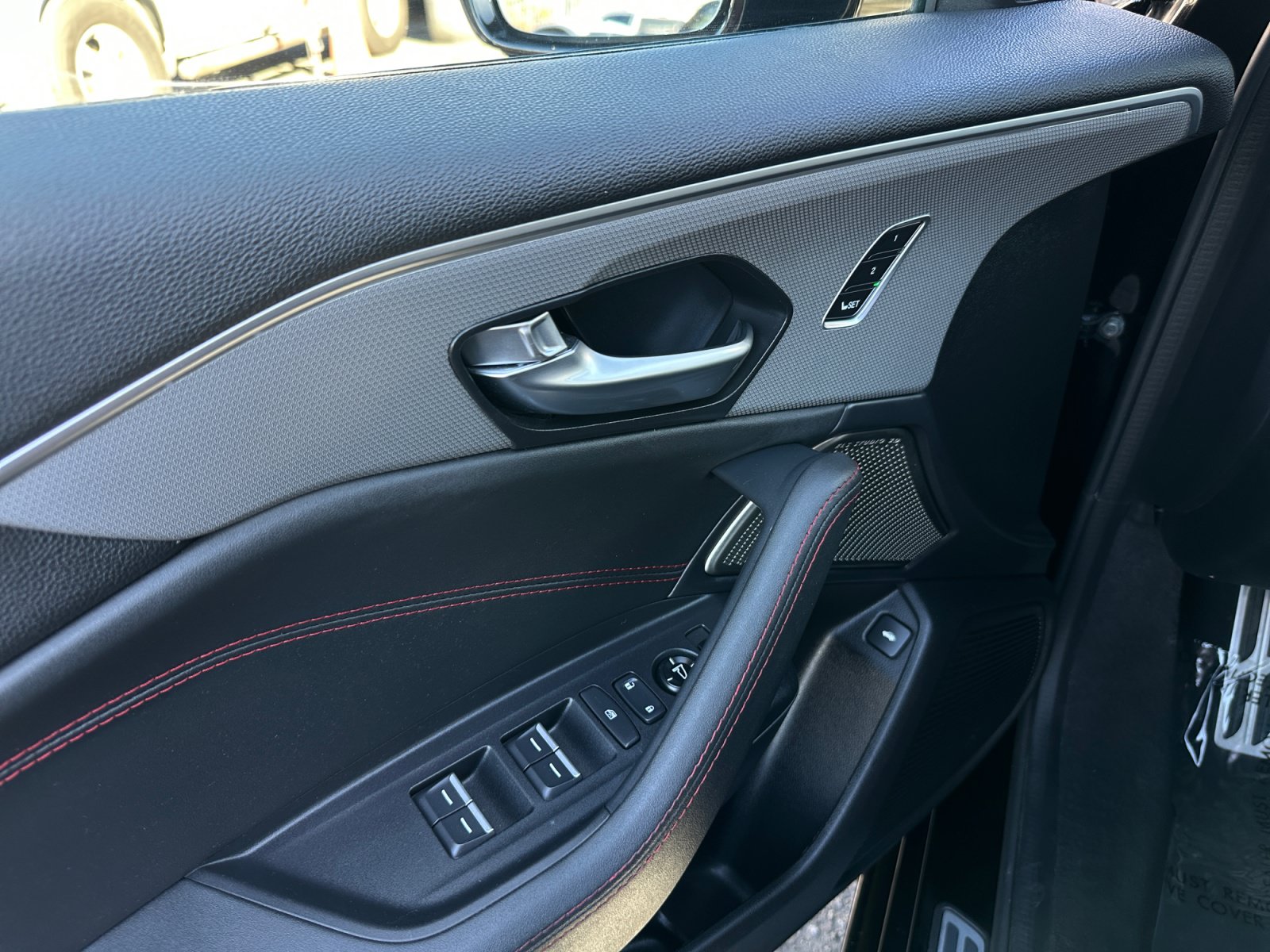 Used 2025 Acura TLX w/ A-SPEC Package AWD/4WD image 16