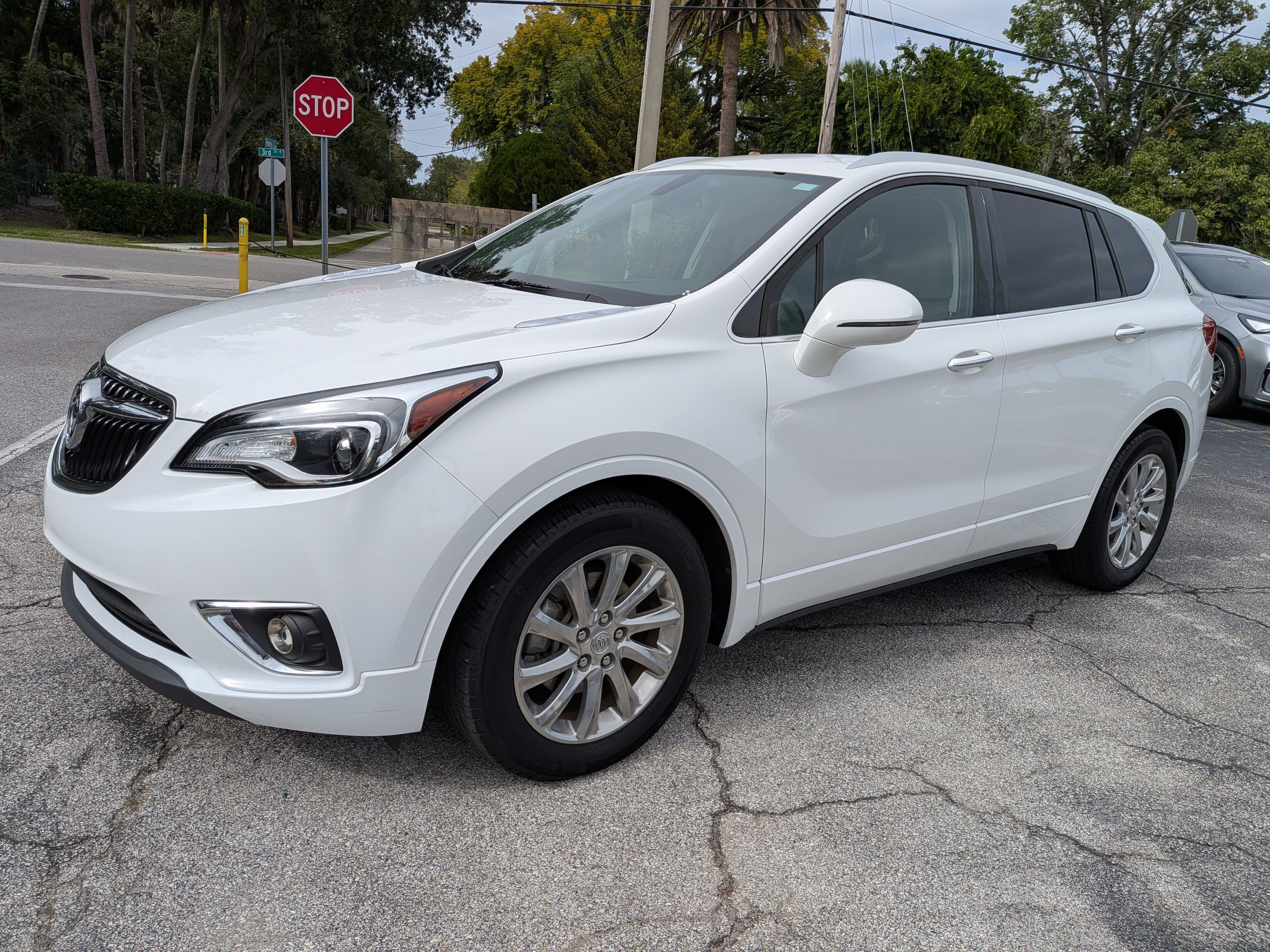 Used 2020 Buick Envision Essence w/ LPO, Cargo Package FWD image 8