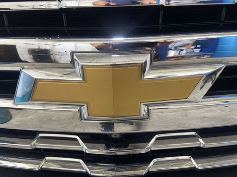 Used 2019 Chevrolet Silverado 1500 LTZ w/ LTZ Plus Package AWD/4WD image 31