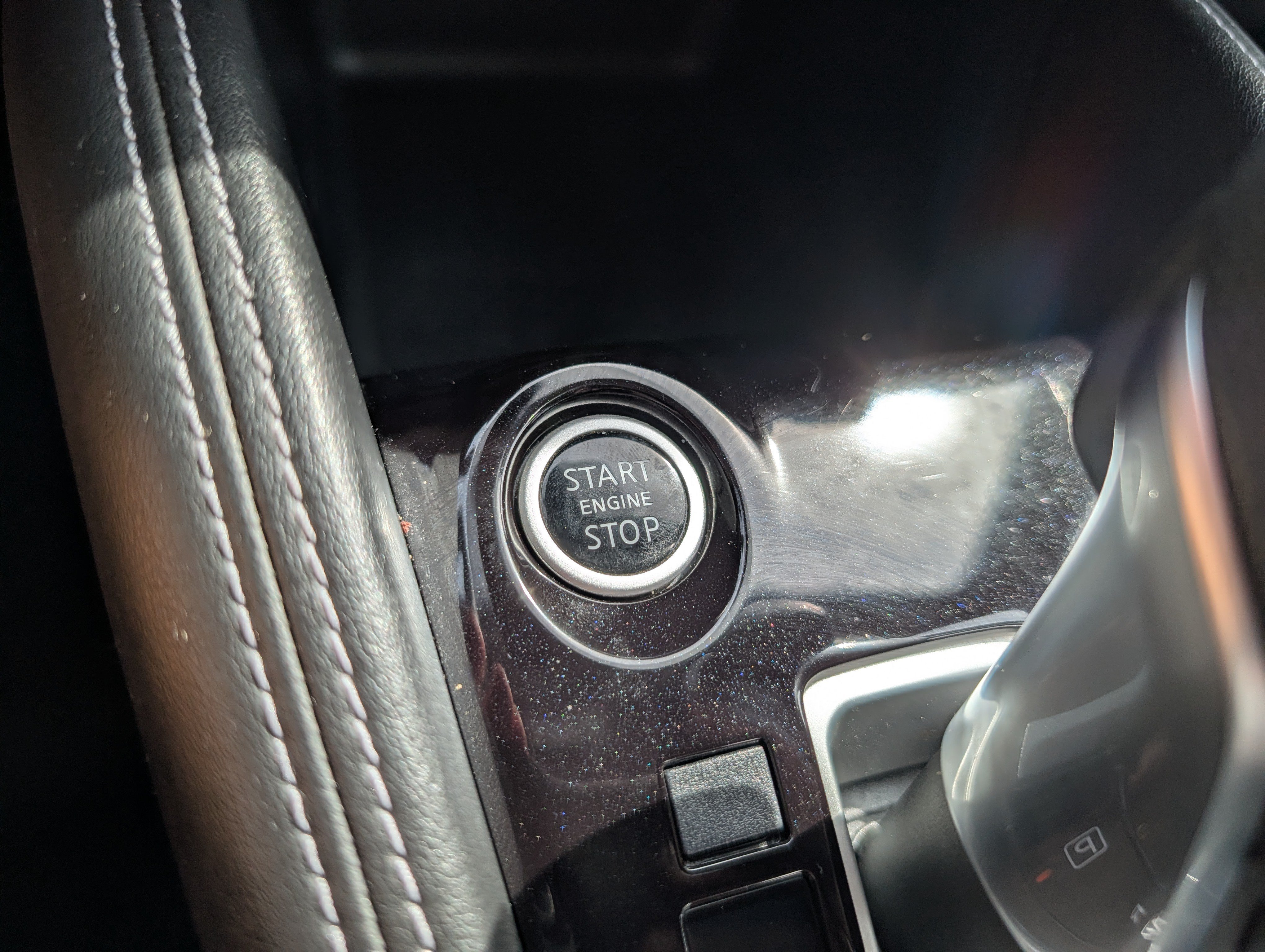 Used 2020 Nissan Kicks SR w/ SR Premium Package FWD image 29
