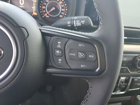 New 2025 Jeep Wrangler Sport S image 32