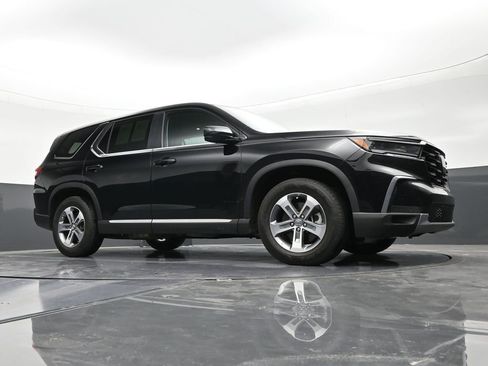 Used 2025 Honda Pilot EX-L image 26