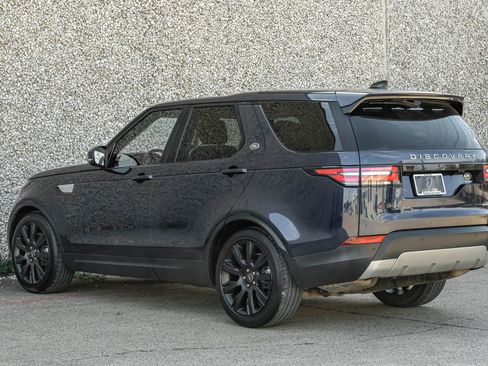 Used 2017 Land Rover Discovery HSE AWD/4WD image 12