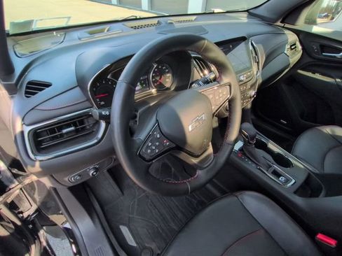 Used 2023 Chevrolet Equinox RS w/ RS Leather Package image 8