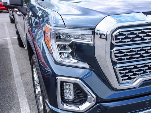 Used 2020 GMC Sierra 1500 Denali w/ Denali Ultimate Package AWD/4WD image 5
