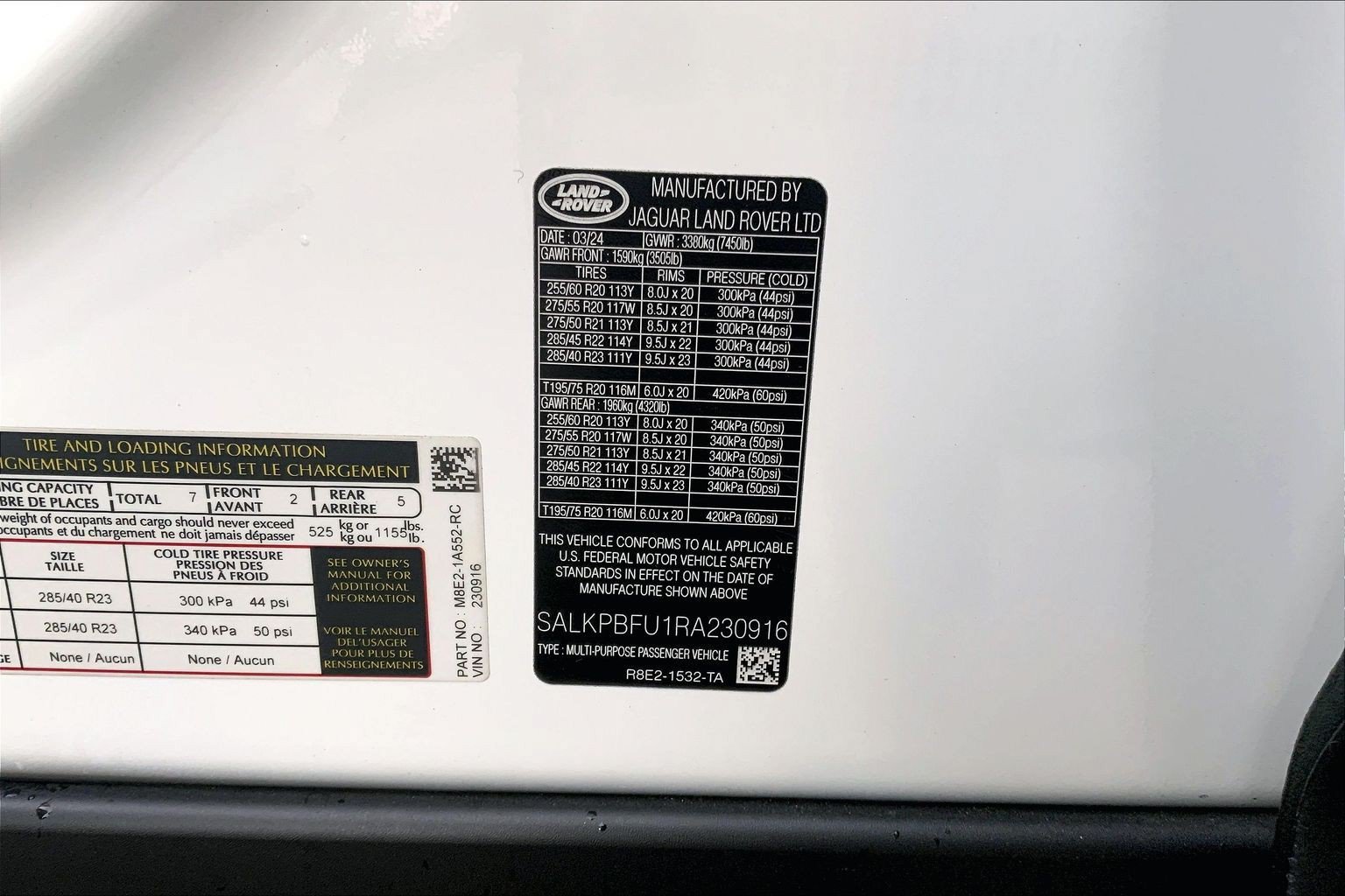 Used 2024 Land Rover Range Rover Long Wheelbase SE AWD/4WD image 4