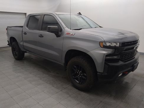 Used 2020 Chevrolet Silverado 1500 LT Trail Boss image 11