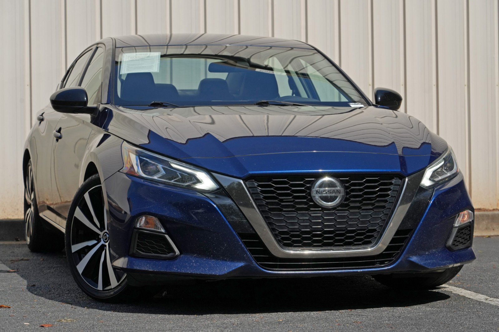 Used 2020 Nissan Altima 2.5 SR FWD image 2