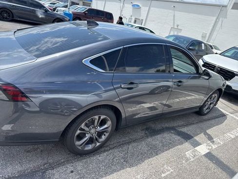 Used 2023 Honda Accord EX image 3