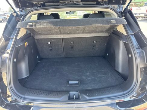 Used 2023 Buick Encore GX Preferred w/ Cold Weather Comfort Package FWD image 6