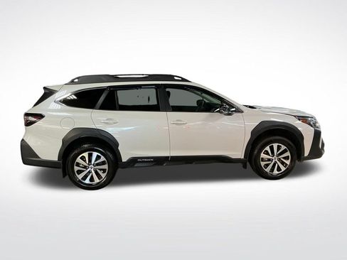 Certified 2025 Subaru Outback Premium w/ Popular Package #1A AWD/4WD image 7