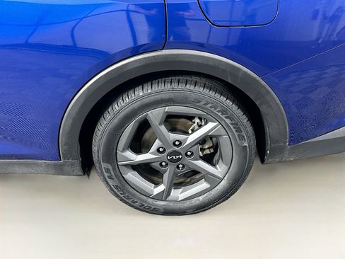 Used 2025 Kia K4 LXS image 11