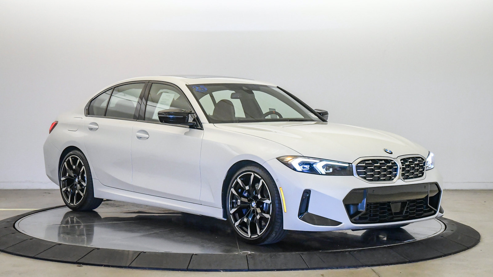 Used 2025 BMW M340i RWD image 6