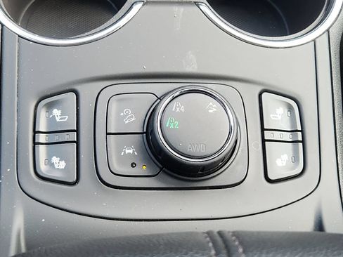 Used 2023 GMC Terrain SLE w/ Driver Convenience Package AWD/4WD image 25