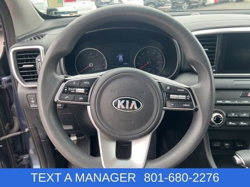 Used 2022 Kia Sportage LX AWD/4WD image 15