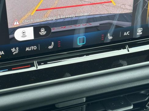 New 2026 Volkswagen Tiguan SE R-Line AWD/4WD image 22