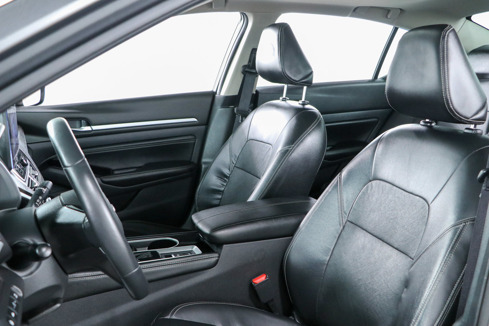 Used 2023 Nissan Altima 2.5 SL FWD image 24